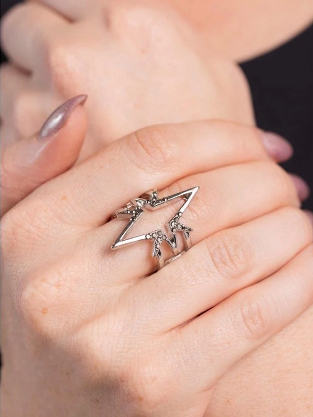 Paparazzi Ring ~ Extra Electrifying - Silver